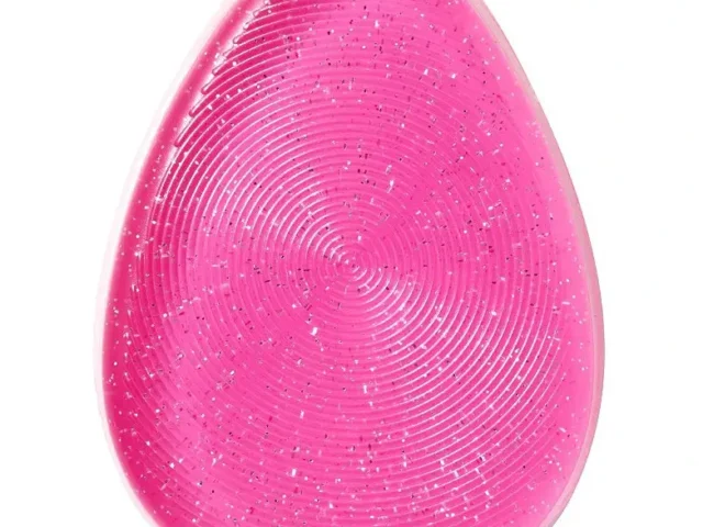 Silicone Makeup Blender: 7 Amazing Benefits
